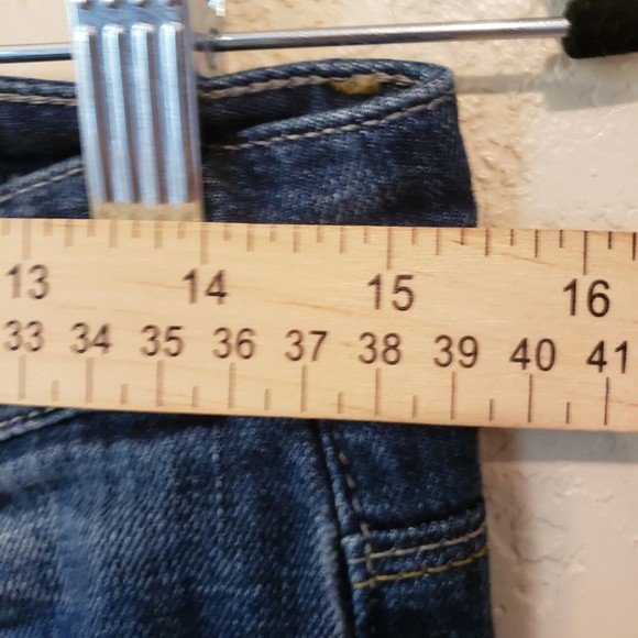 Joe's Jeans Karrie Wash Provocateur Sz  26 Distressed - Picture 9 of 9